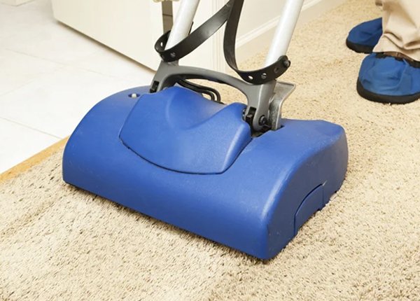 Carpet And Upholstery Shampooing
